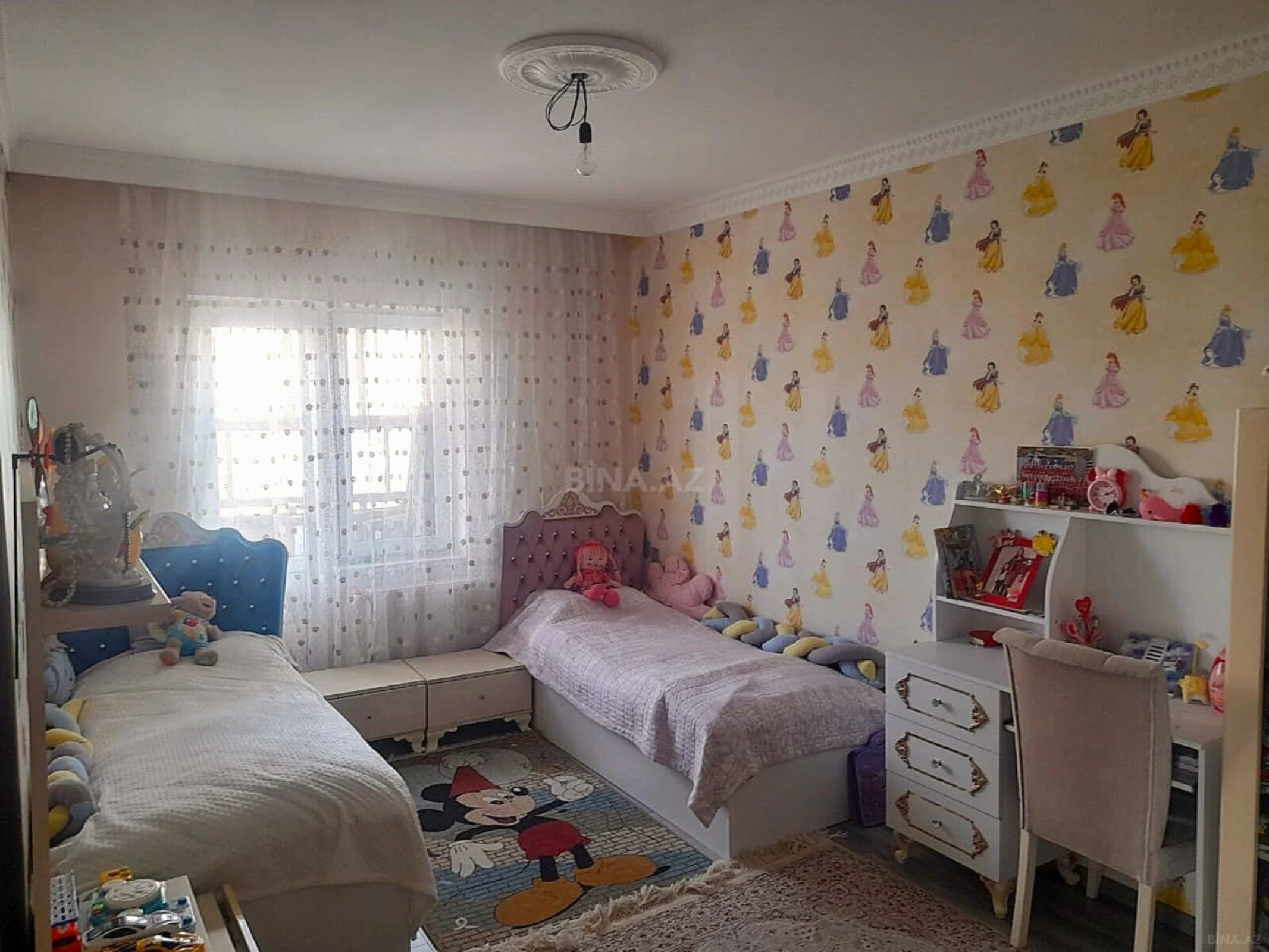 Satılır 4 otaqlı mənzil 110 m²