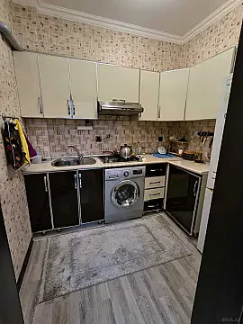 Satılır 2 otaqlı mənzil 90 m²