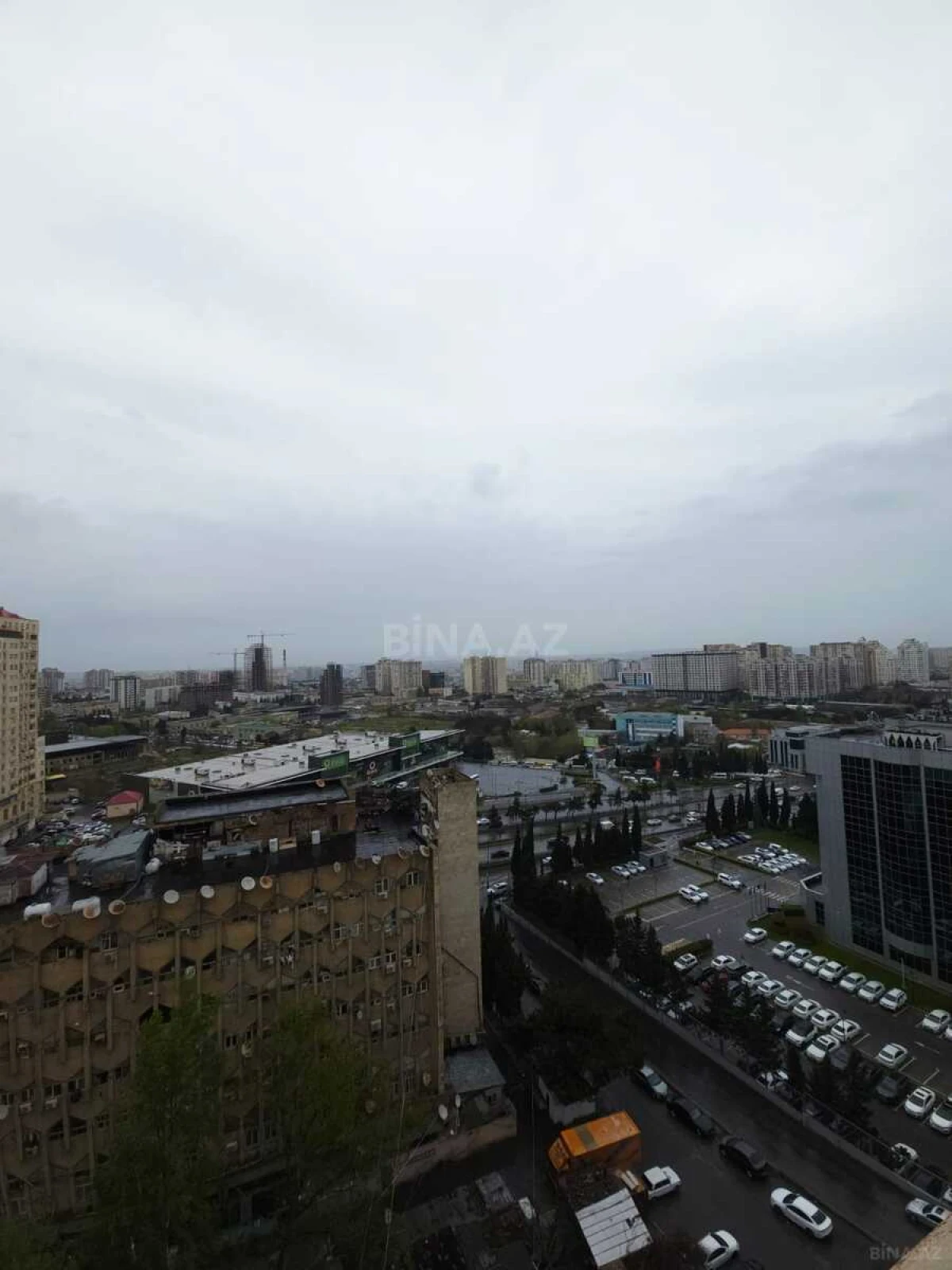 Satılır 2 otaqlı mənzil 85 m²