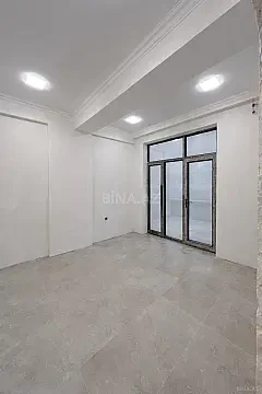Satılır 4 otaqlı mənzil 210 m²