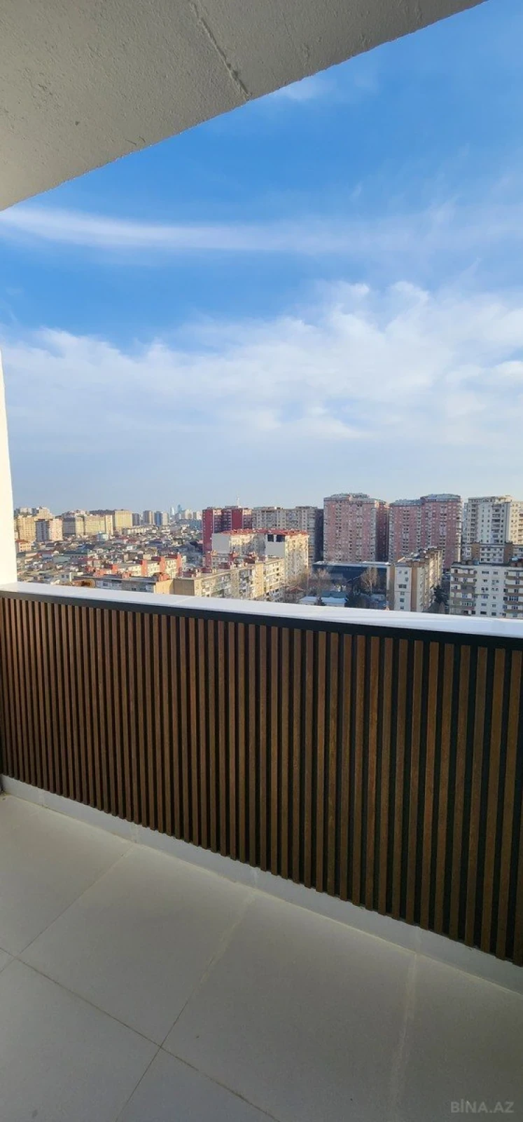 Satılır 2 otaqlı mənzil 75 m²