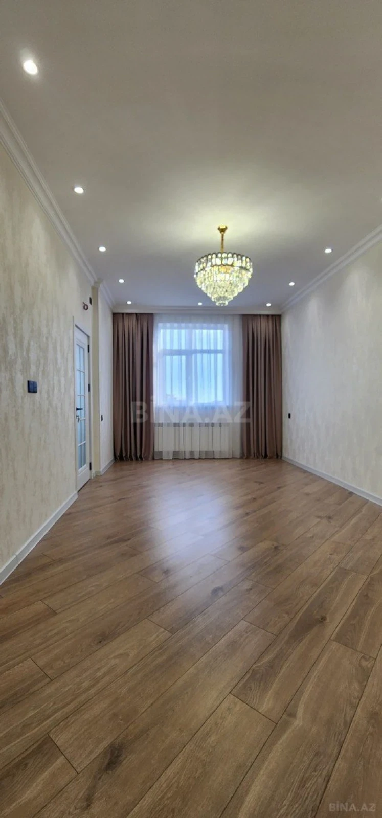 Satılır 2 otaqlı mənzil 75 m²