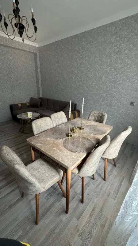 Satılır 2 otaqlı mənzil 47 m²