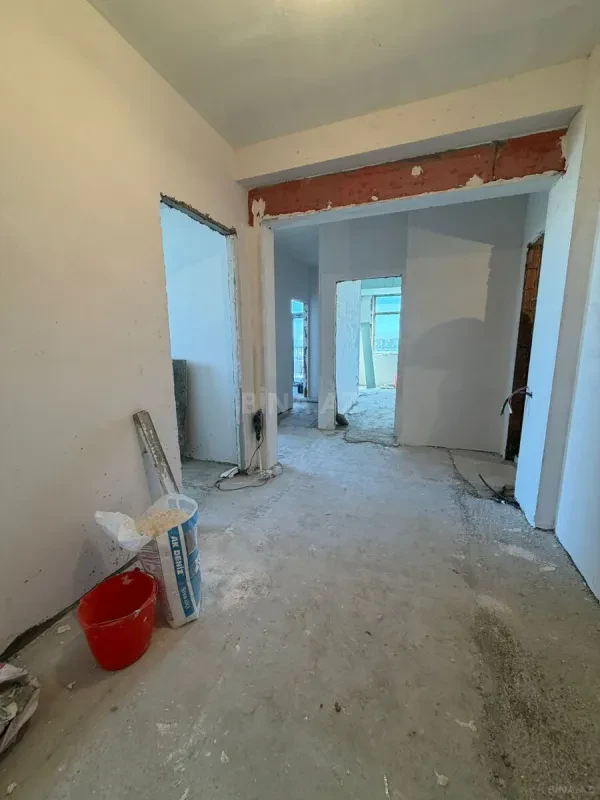 Satılır 3 otaqlı mənzil 82 m²