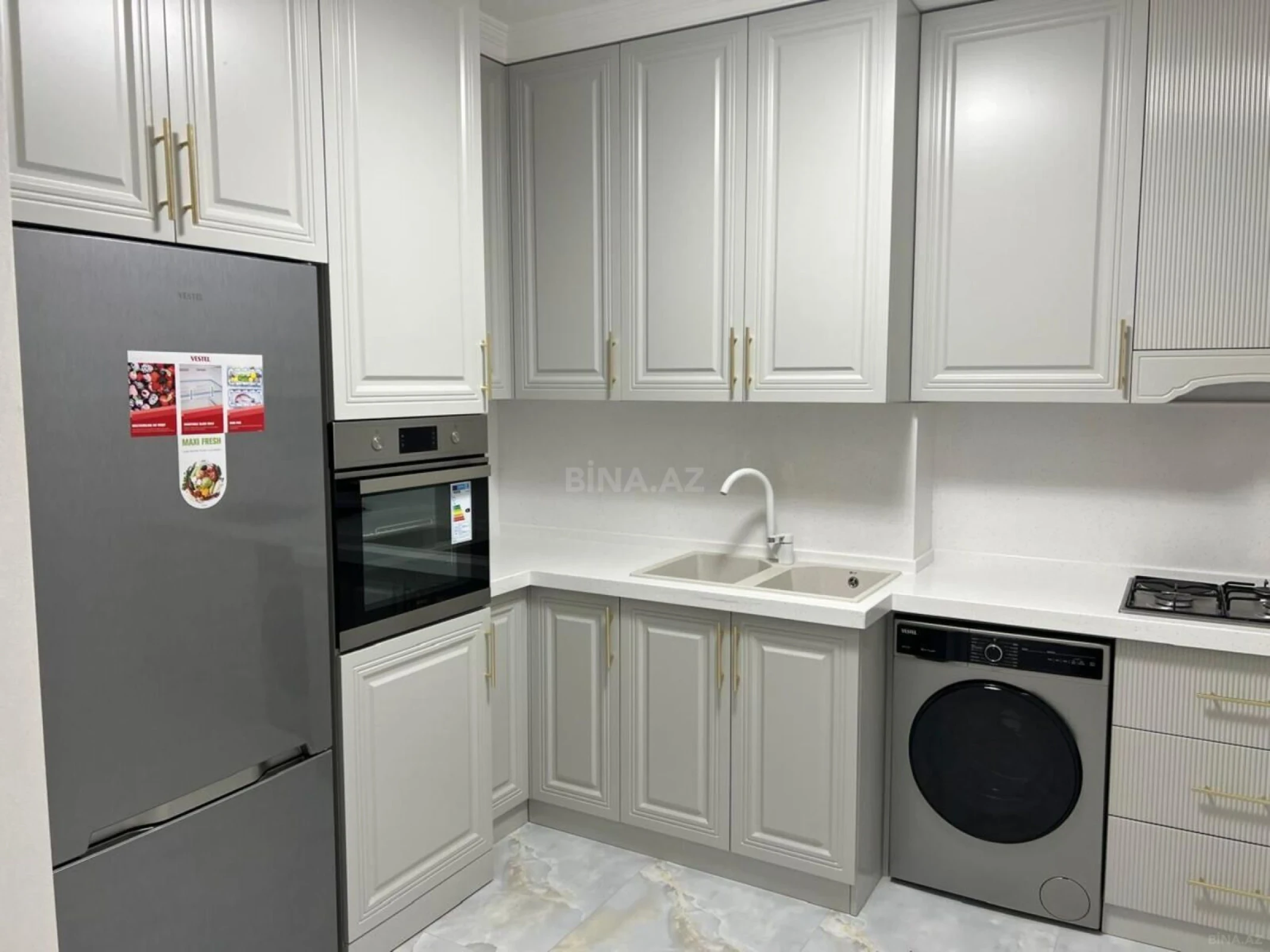Kirayə verilir 2 otaqlı mənzil 70 m²