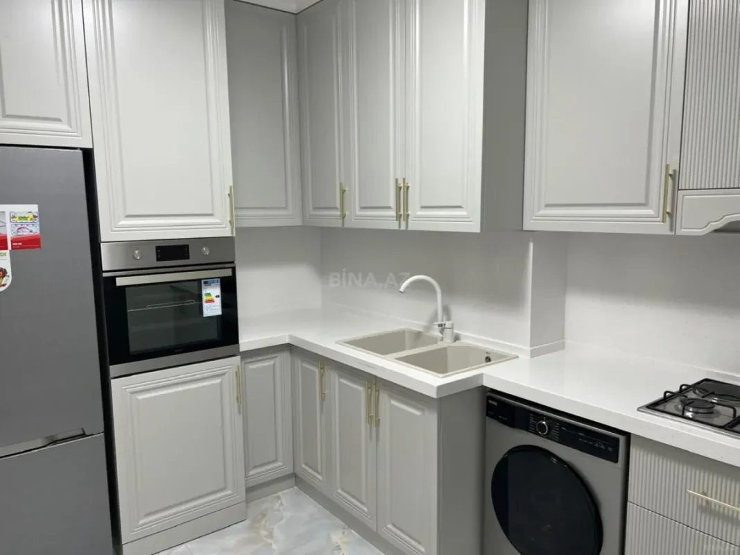 Kirayə verilir 2 otaqlı mənzil 70 m²