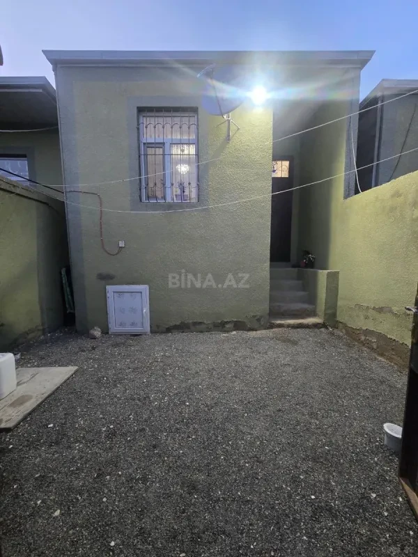 Satılır 2 otaqlı həyət evi 70 m²