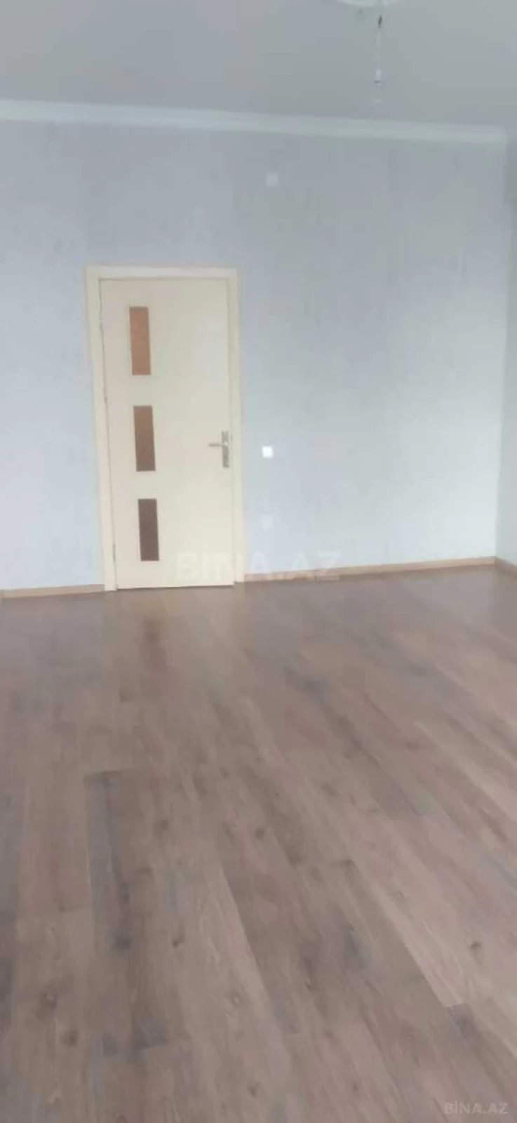 Kirayə verilir 2 otaqlı mənzil 80 m²