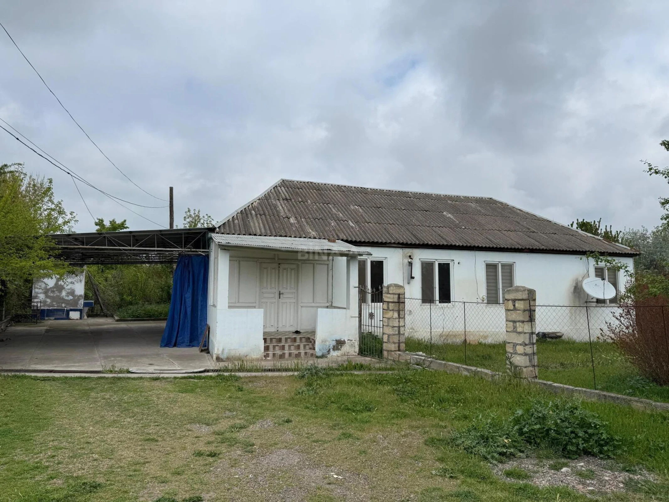 Satılır 4 otaqlı həyət evi 130 m²
