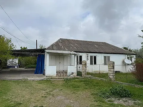 Satılır 4 otaqlı həyət evi 130 m² — Tovuz 4 otaq 130.00 m²