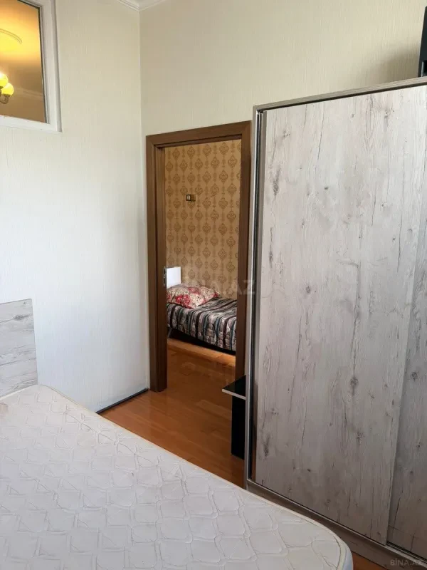 Satılır 2 otaqlı mənzil 42 m²