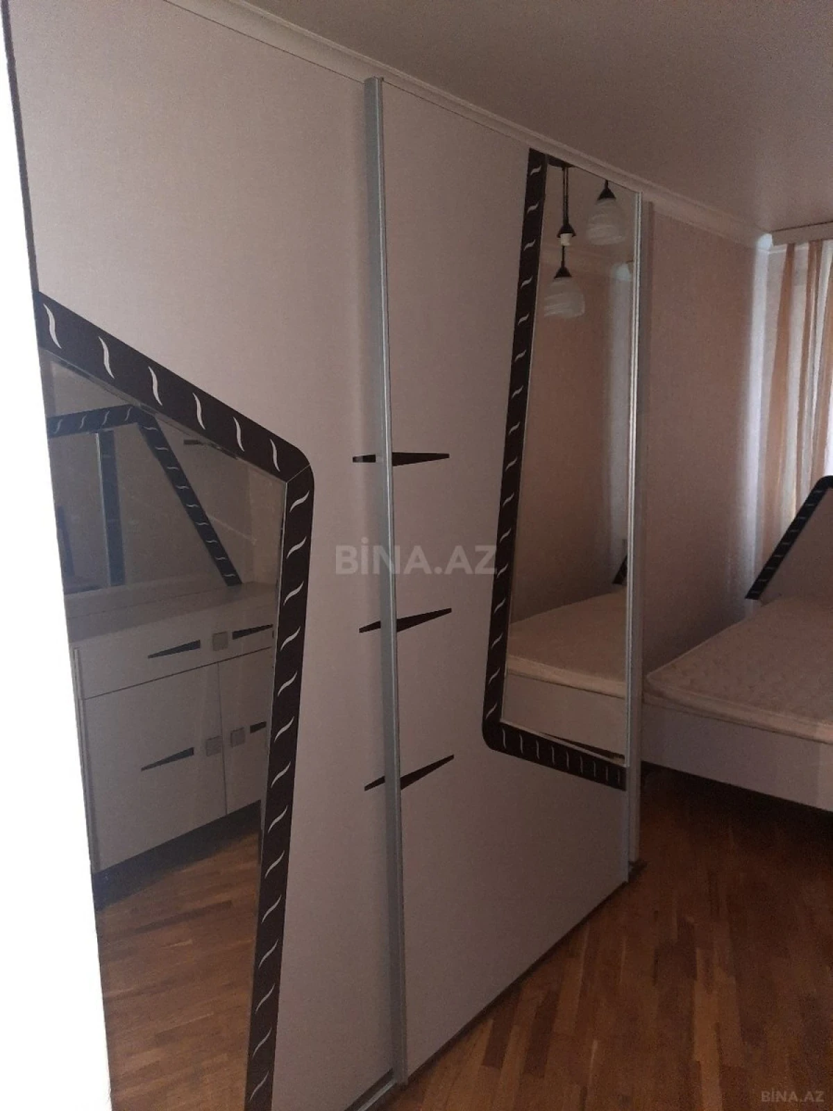 Satılır 2 otaqlı mənzil 50 m²