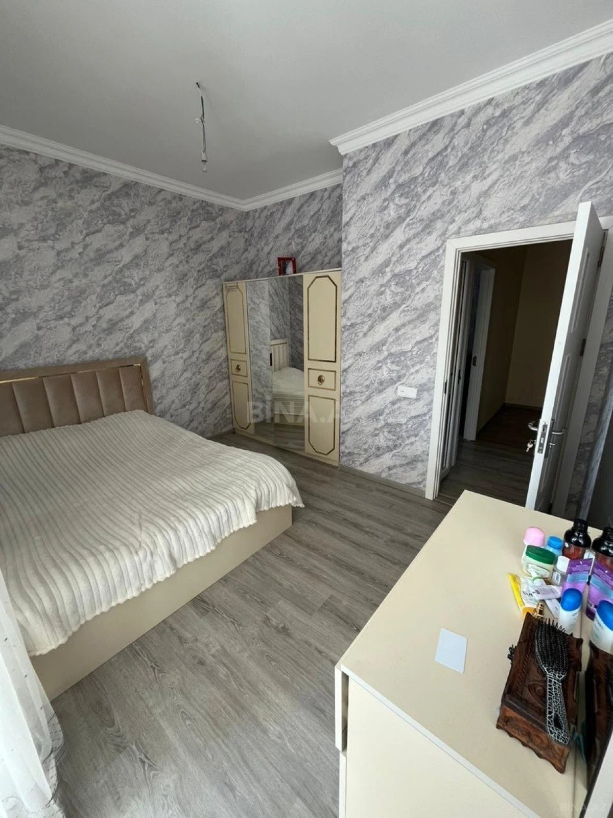 Satılır 3 otaqlı mənzil 70 m²