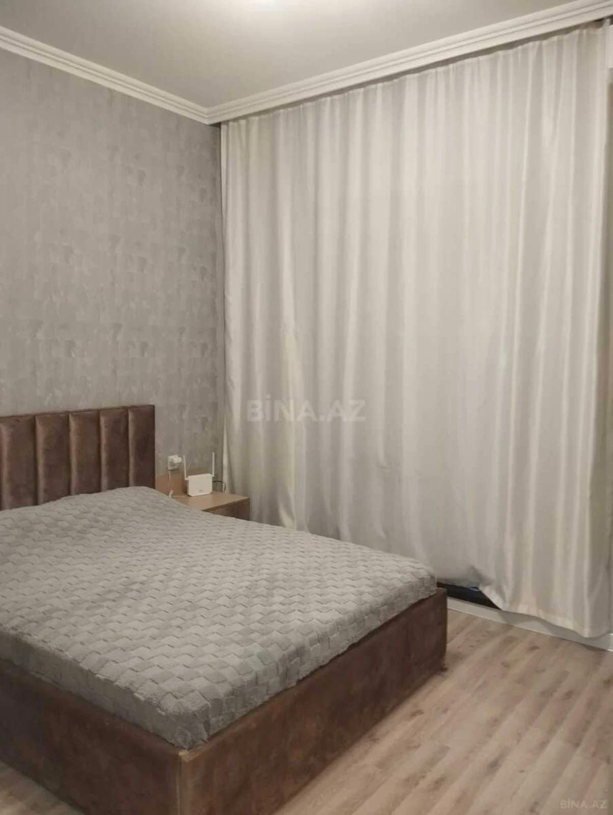 Satılır 5 otaqlı həyət evi 250 m²