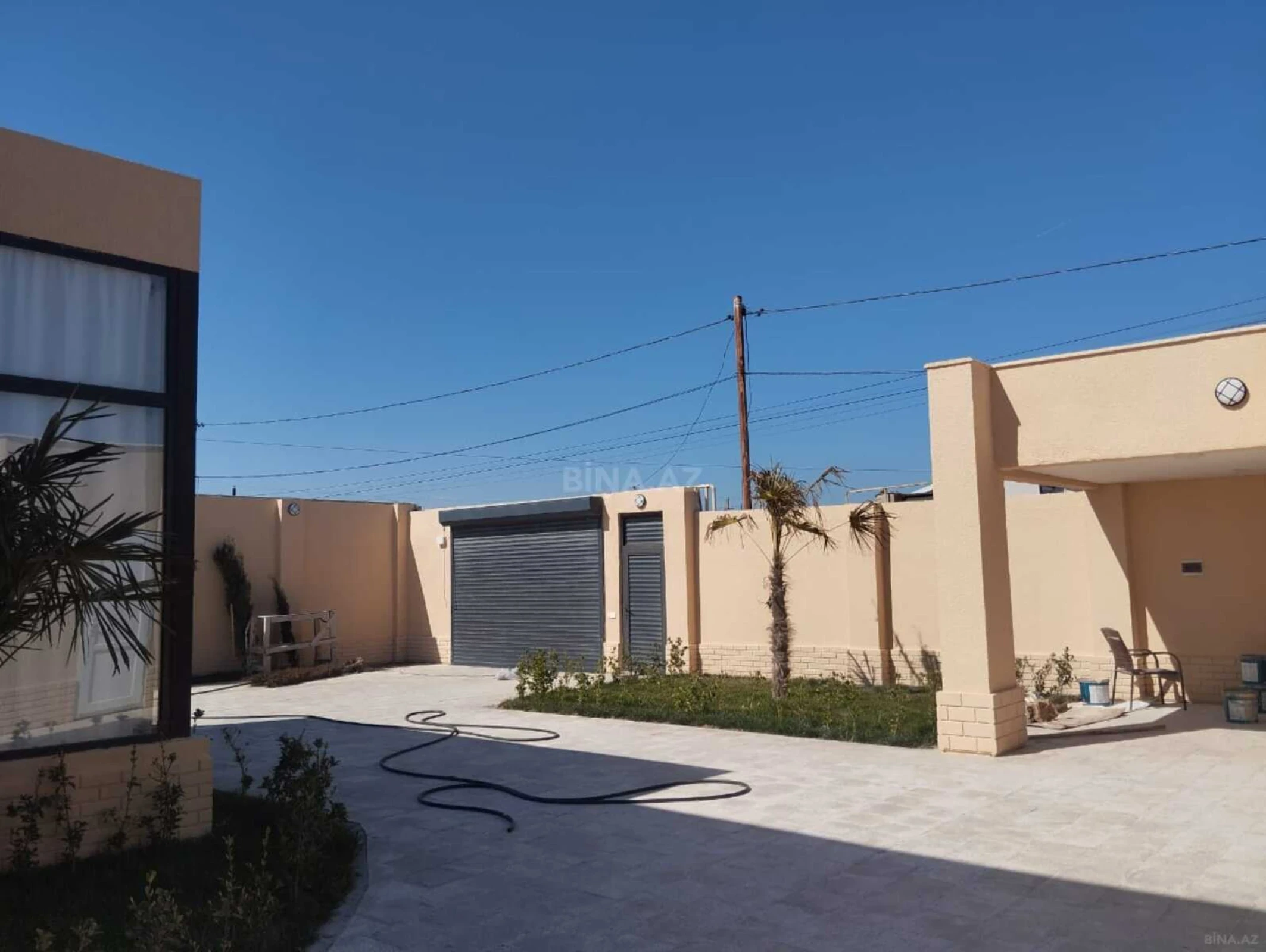 Satılır 5 otaqlı həyət evi 250 m²