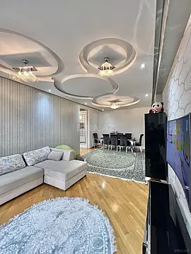 Satılır 2 otaqlı mənzil 88 m²