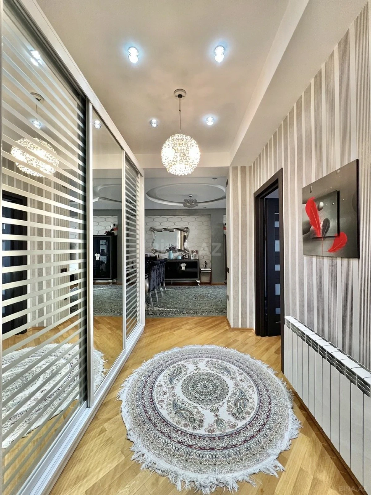 Satılır 2 otaqlı mənzil 88 m²