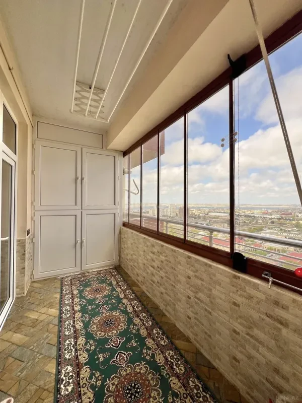Satılır 2 otaqlı mənzil 88 m²