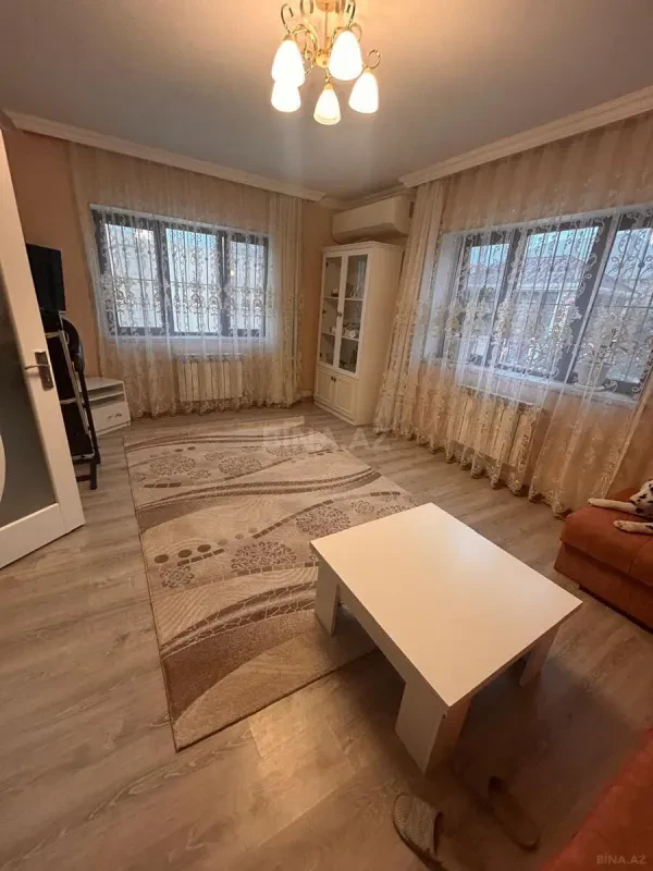 Satılır 3 otaqlı həyət evi 110 m²
