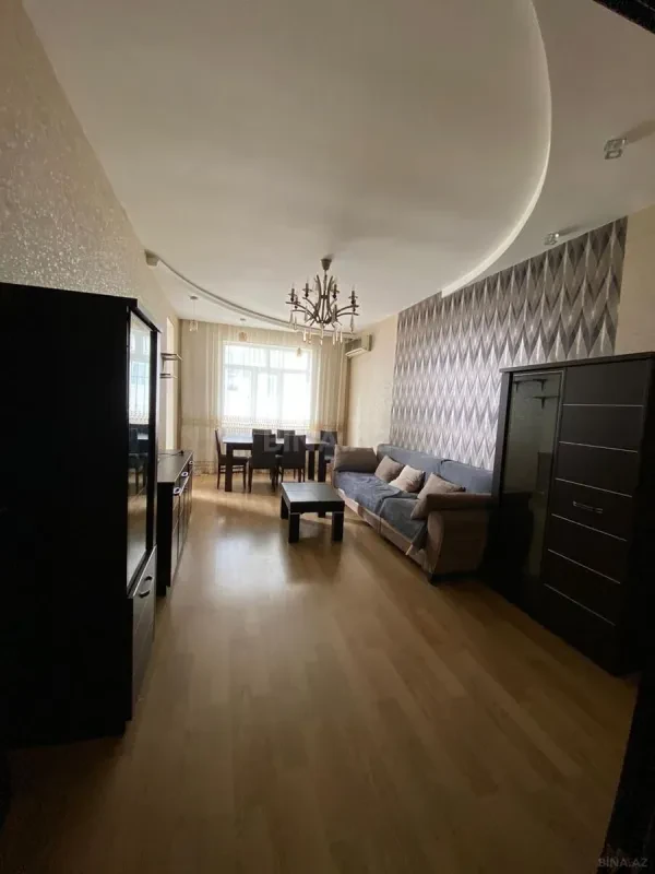 Kirayə verilir 3 otaqlı mənzil 90 m²