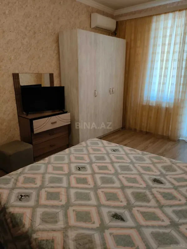 Kirayə verilir 3 otaqlı mənzil 120 m²
