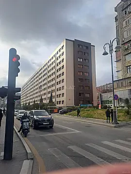 Satılır 3 otaqlı mənzil 90 m² — Bakı, 8-ci mikrorayon 3 otaq 90.00 m²