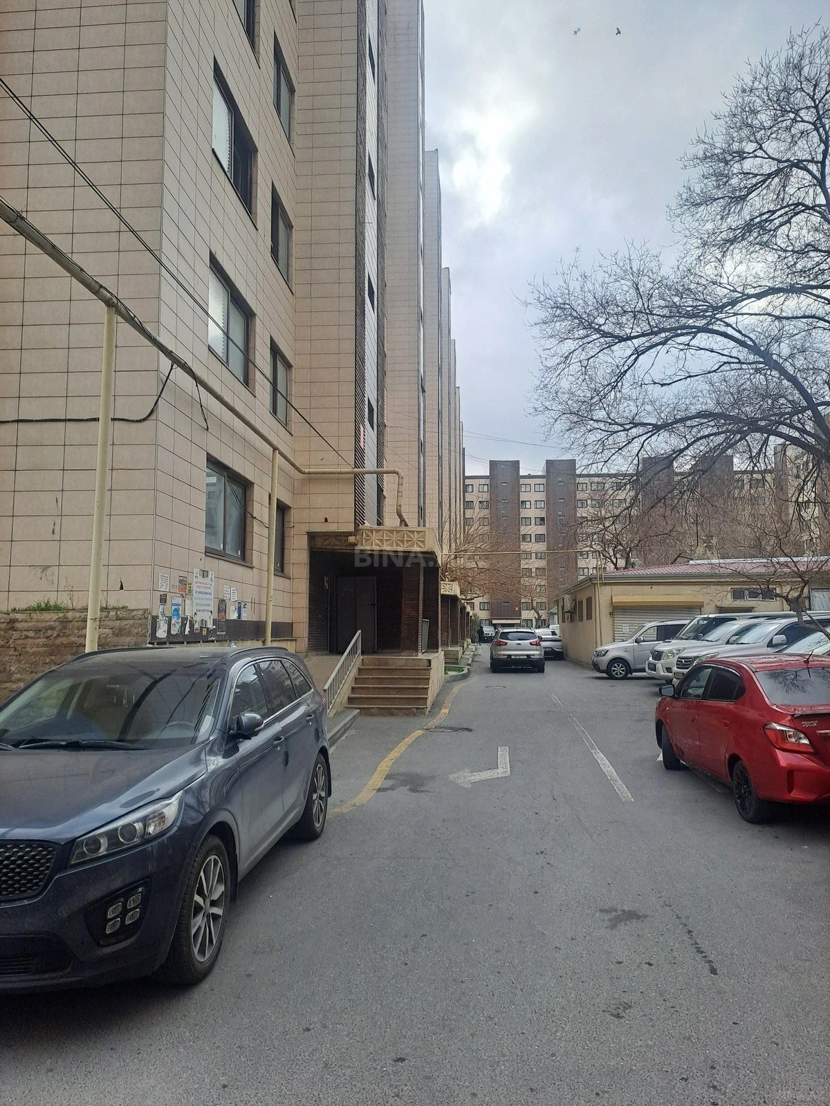 Satılır 3 otaqlı mənzil 90 m²