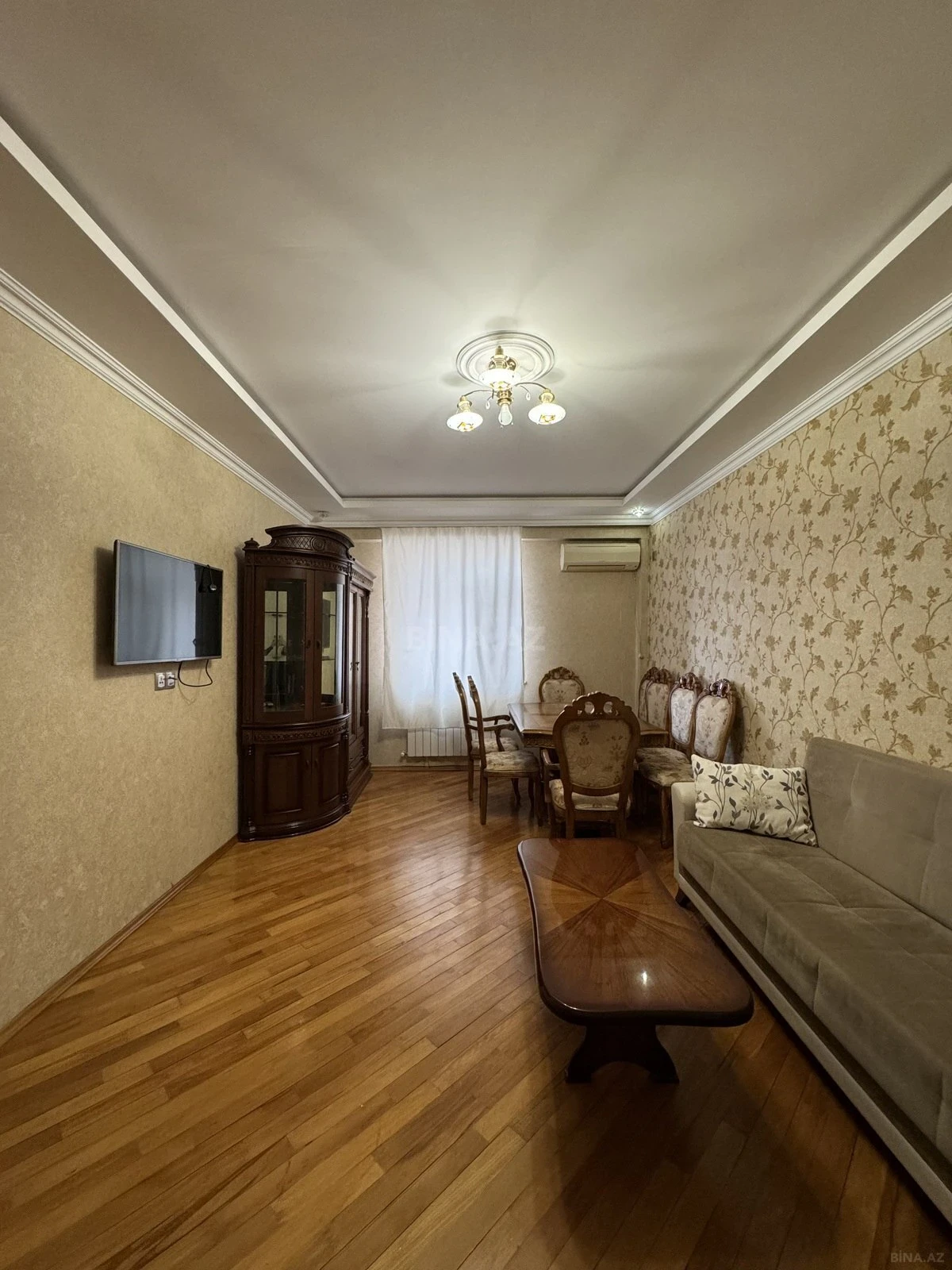 Kirayə verilir 2 otaqlı mənzil 80 m²