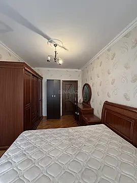 Kirayə verilir 2 otaqlı mənzil 80 m²