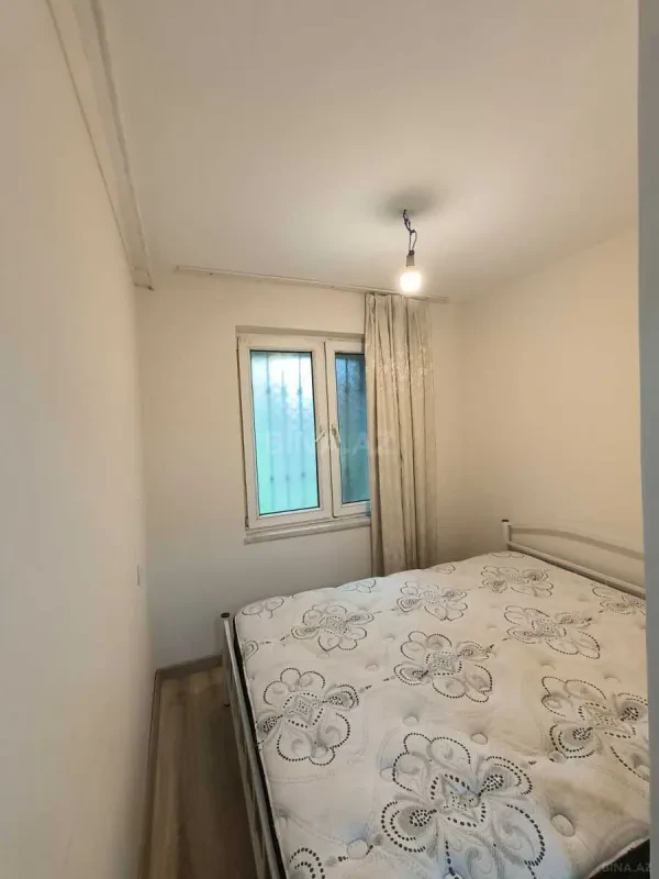 Kirayə verilir 2 otaqlı mənzil 45 m²