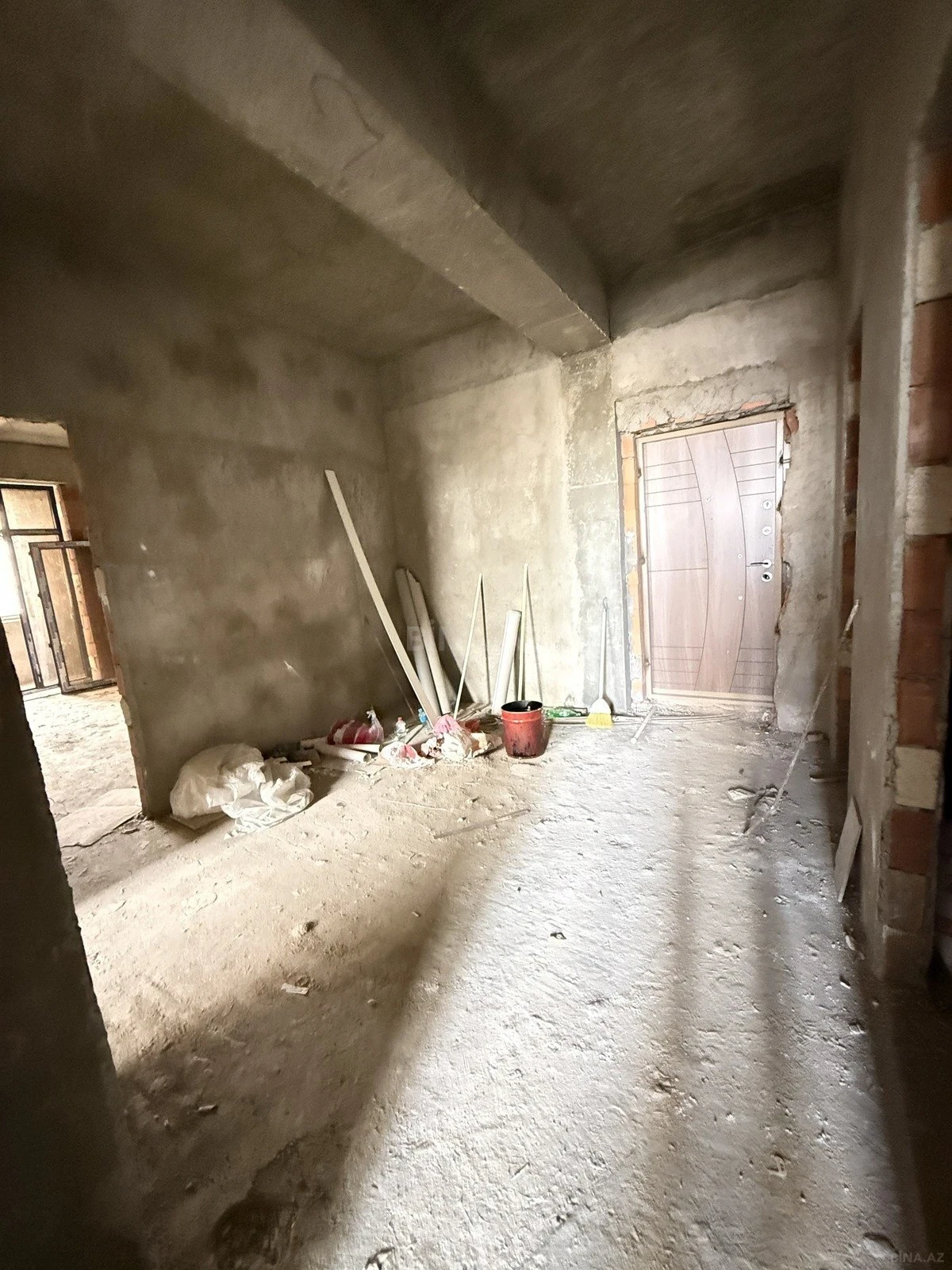 Satılır 2 otaqlı mənzil 100 m²