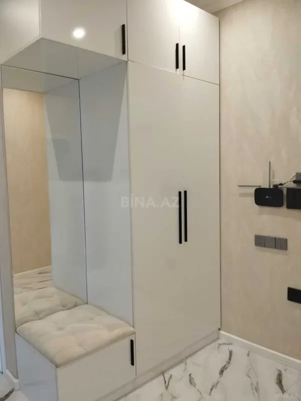 Satılır 3 otaqlı mənzil 94 m²