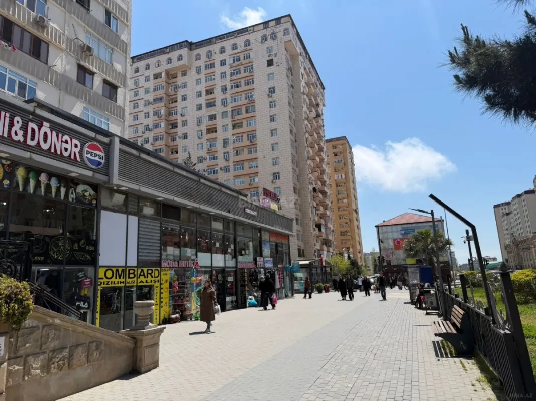 Satılır 2 otaqlı mənzil 73 m²