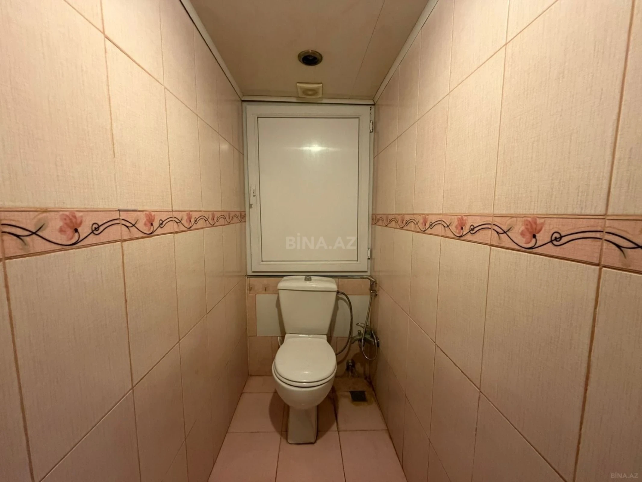 Satılır 2 otaqlı mənzil 73 m²