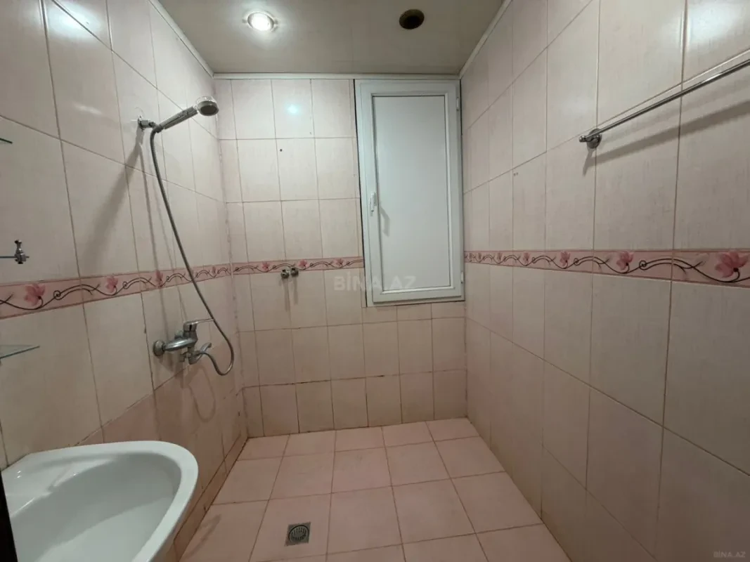 Satılır 2 otaqlı mənzil 73 m²