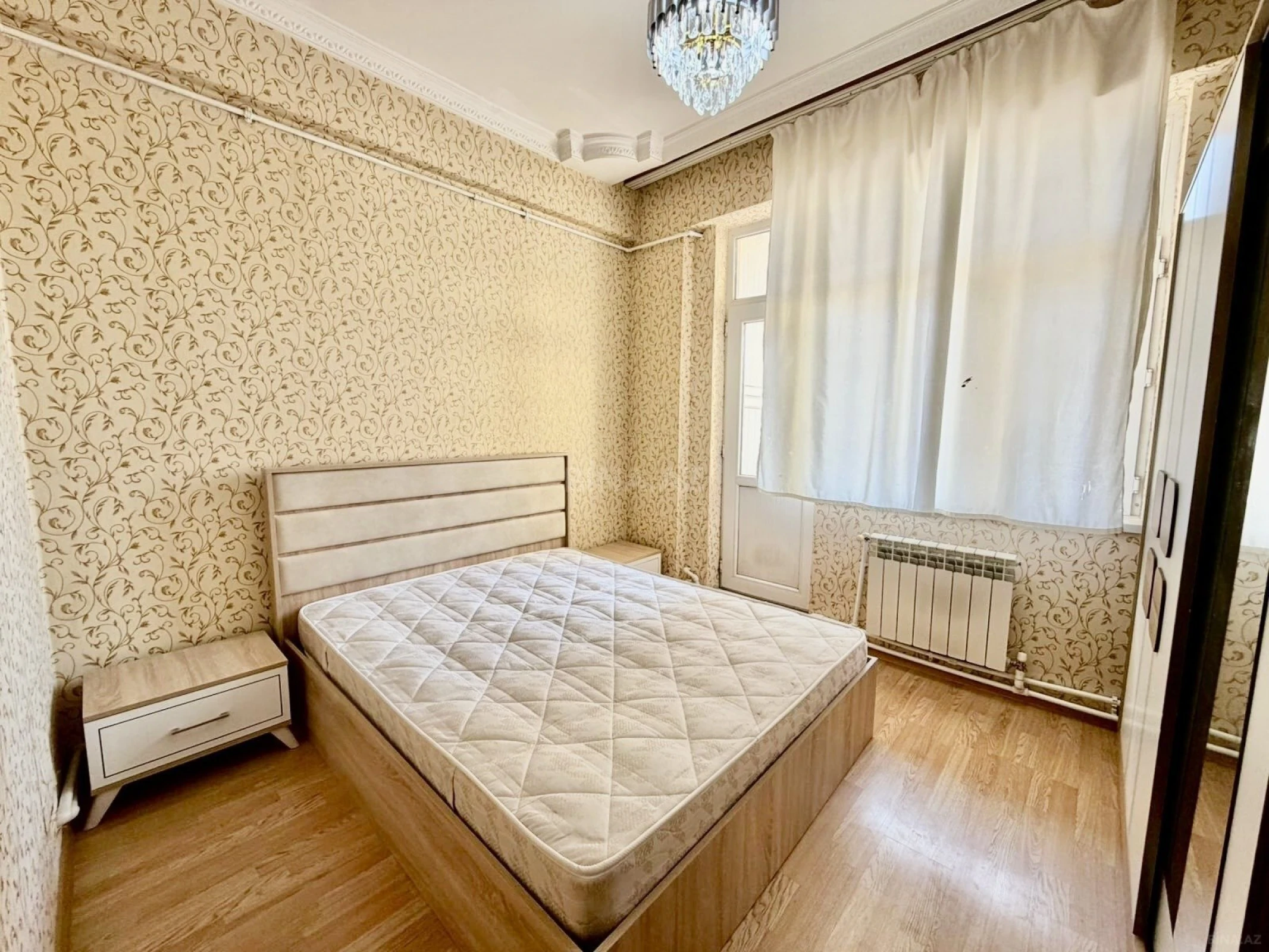 Satılır 2 otaqlı mənzil 73 m²