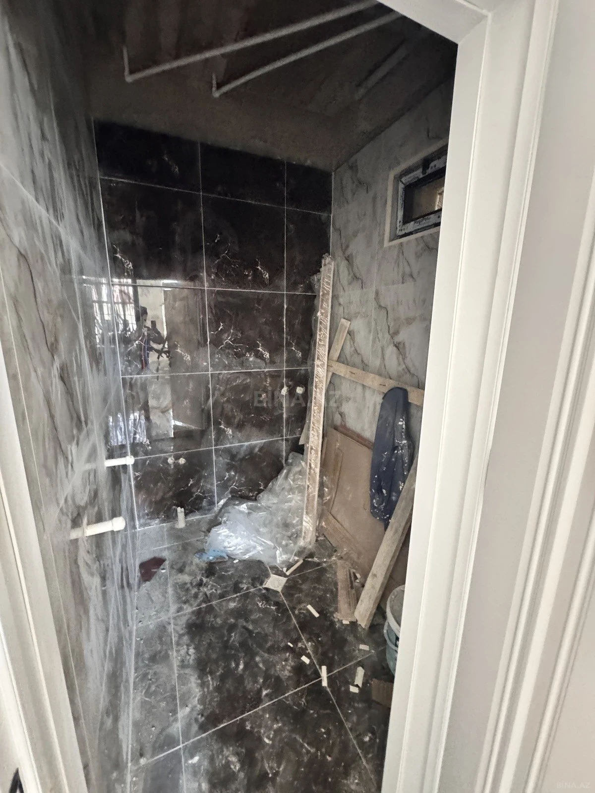Satılır 5 otaqlı həyət evi 200 m²