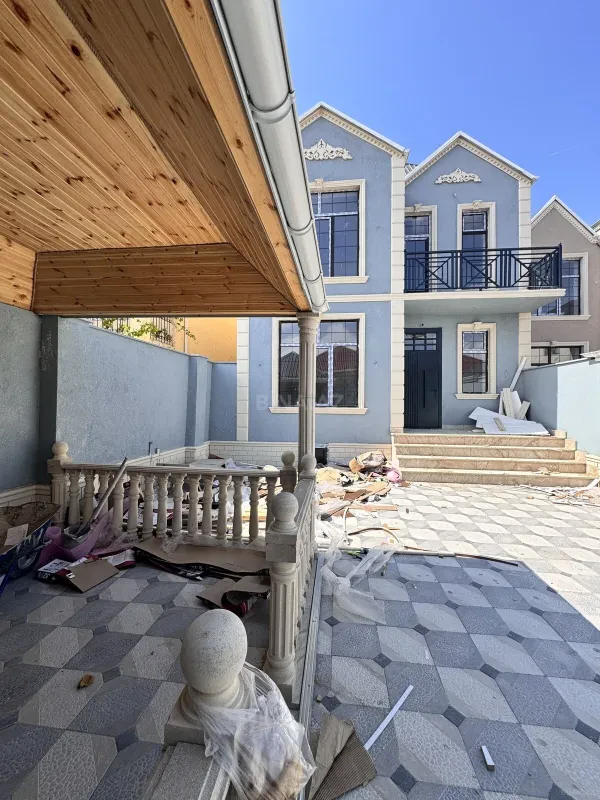 Satılır 5 otaqlı həyət evi 200 m²