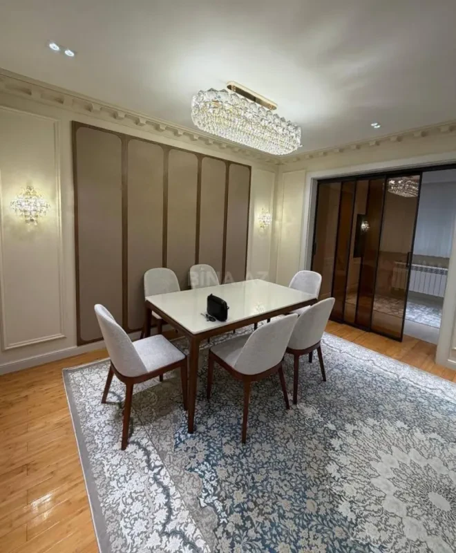 Kirayə verilir 2 otaqlı mənzil 100 m²
