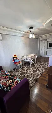 Satılır 2 otaqlı mənzil 52 m²