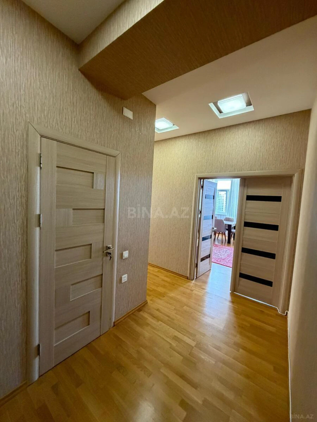 Kirayə verilir 3 otaqlı mənzil 100 m²