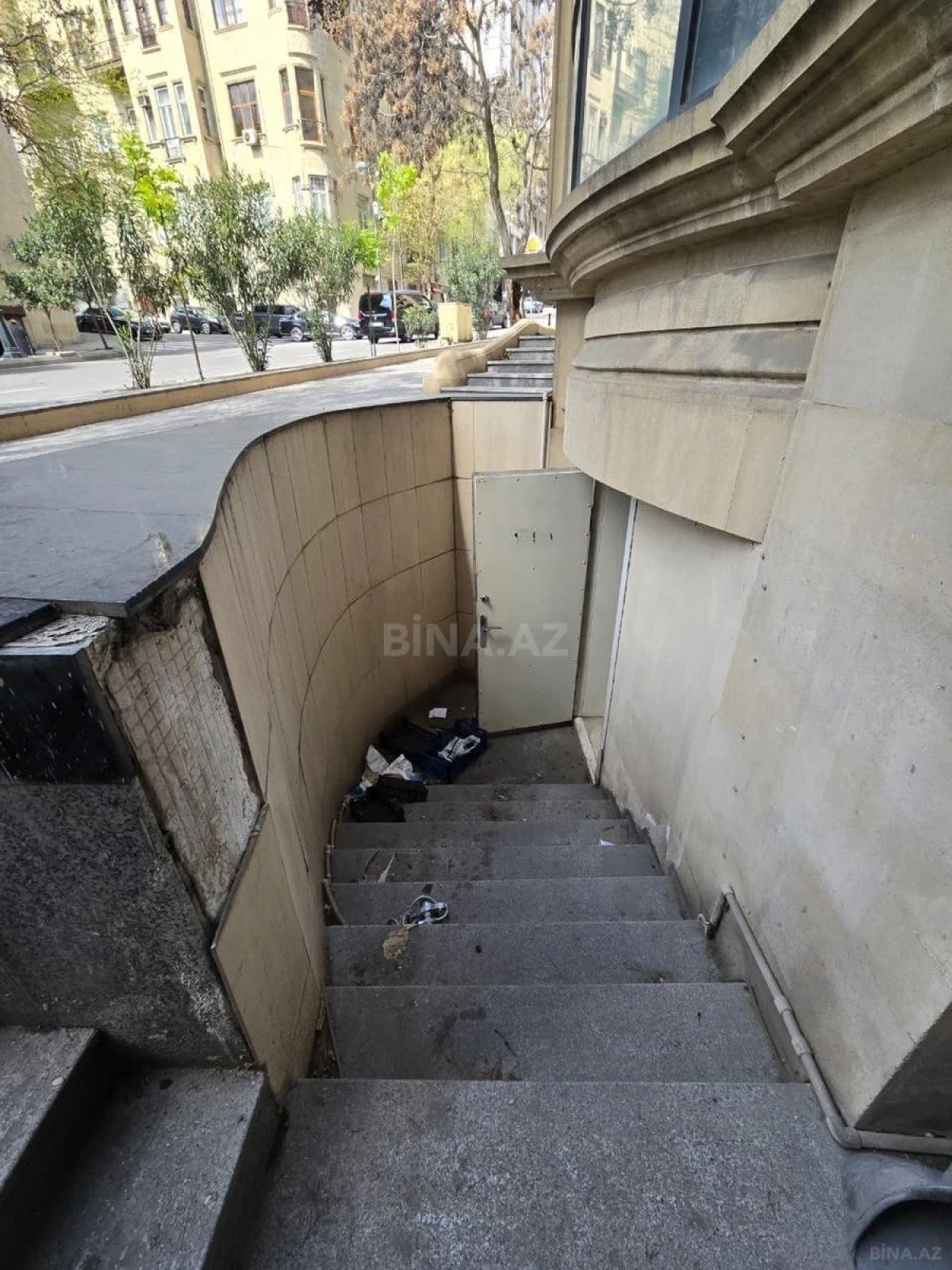 Satılır obyekt 114.2 m²