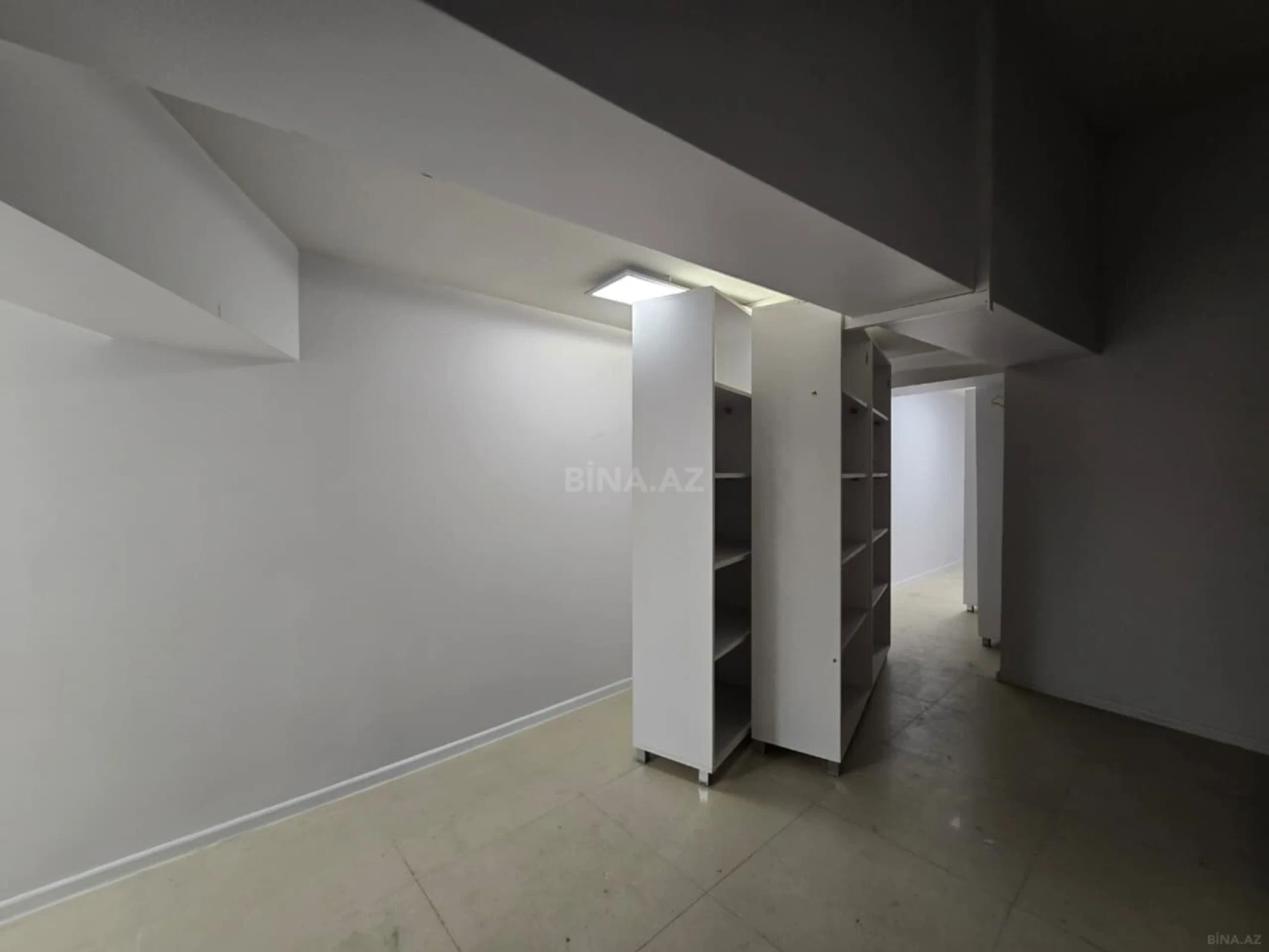 Satılır obyekt 114.2 m²