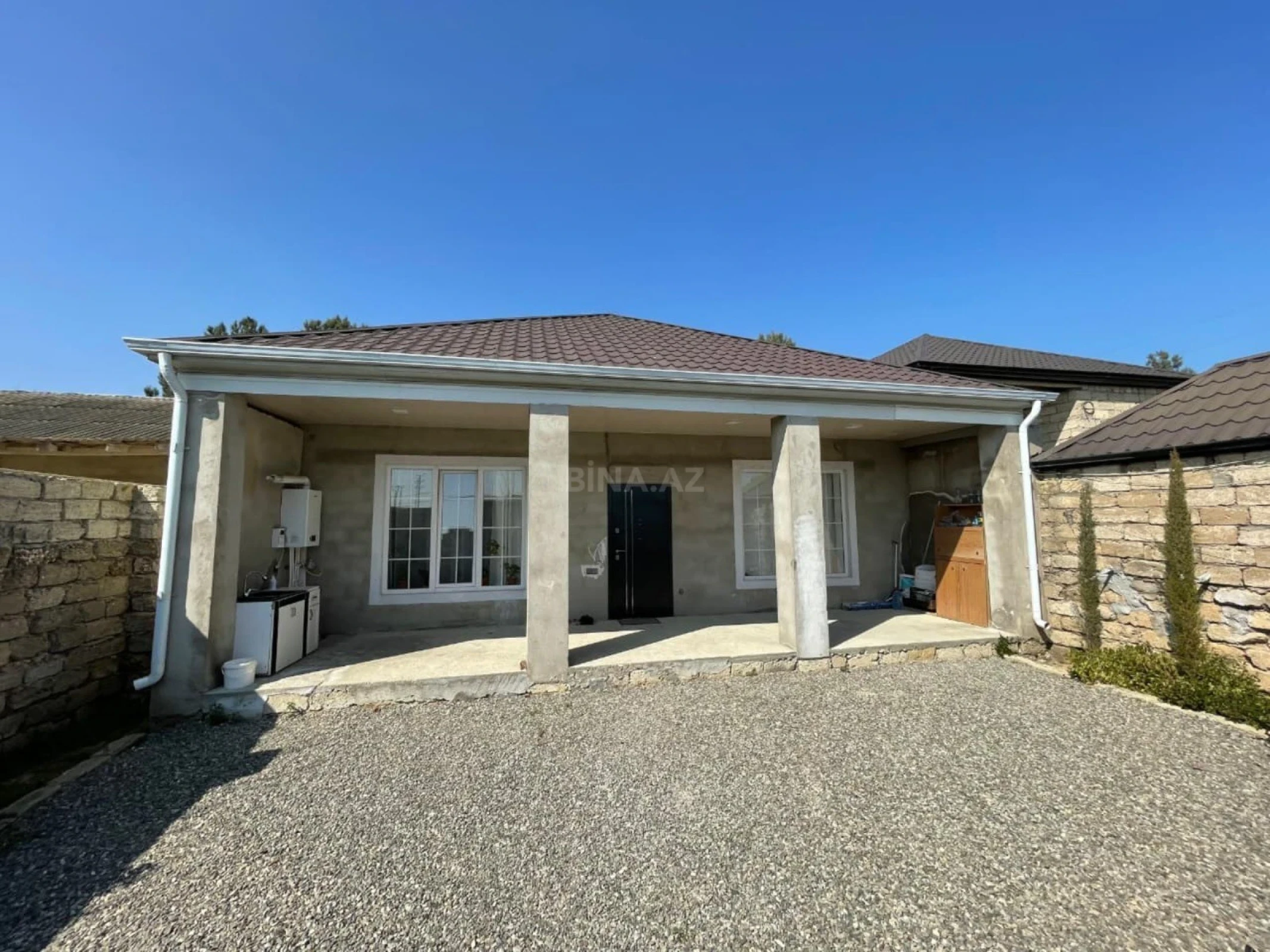 Satılır 3 otaqlı həyət evi 122 m²