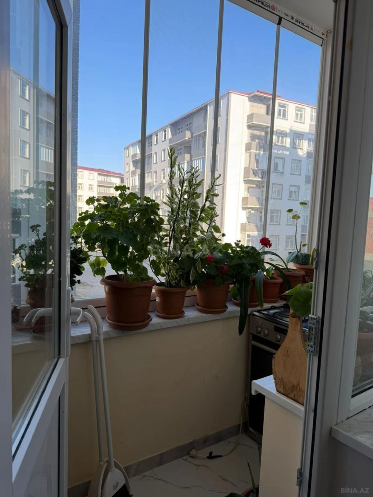 Satılır 2 otaqlı mənzil 72 m²
