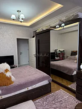 Satılır 2 otaqlı mənzil 72 m²