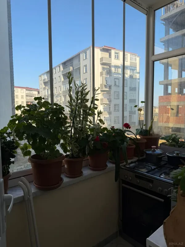 Satılır 2 otaqlı mənzil 72 m²