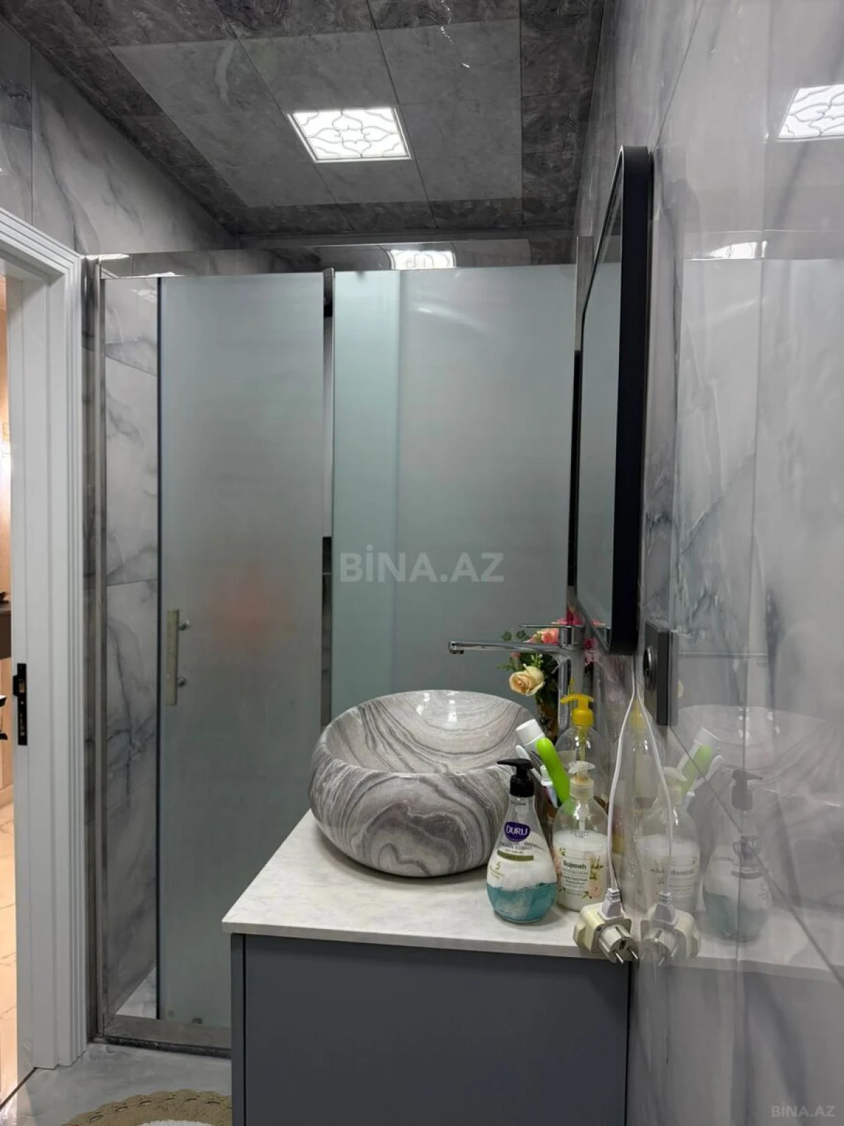Satılır 2 otaqlı mənzil 72 m²