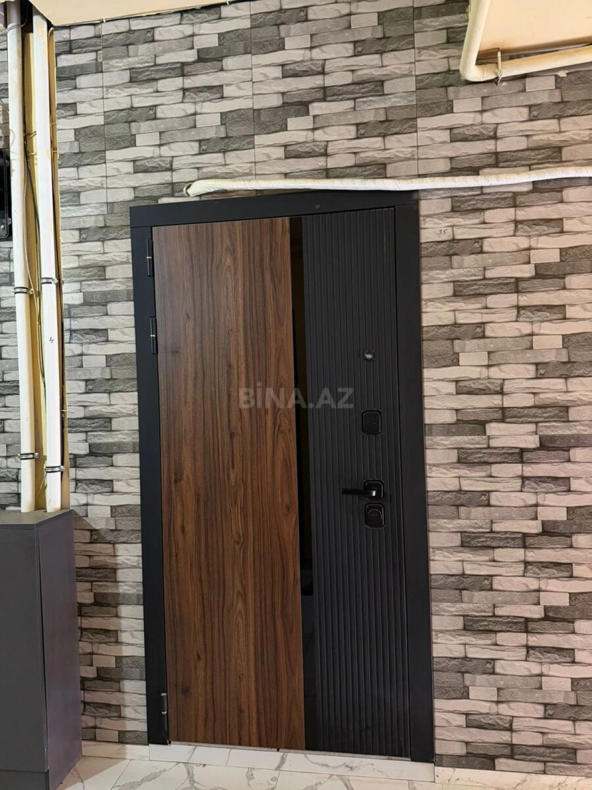 Satılır 2 otaqlı mənzil 72 m²