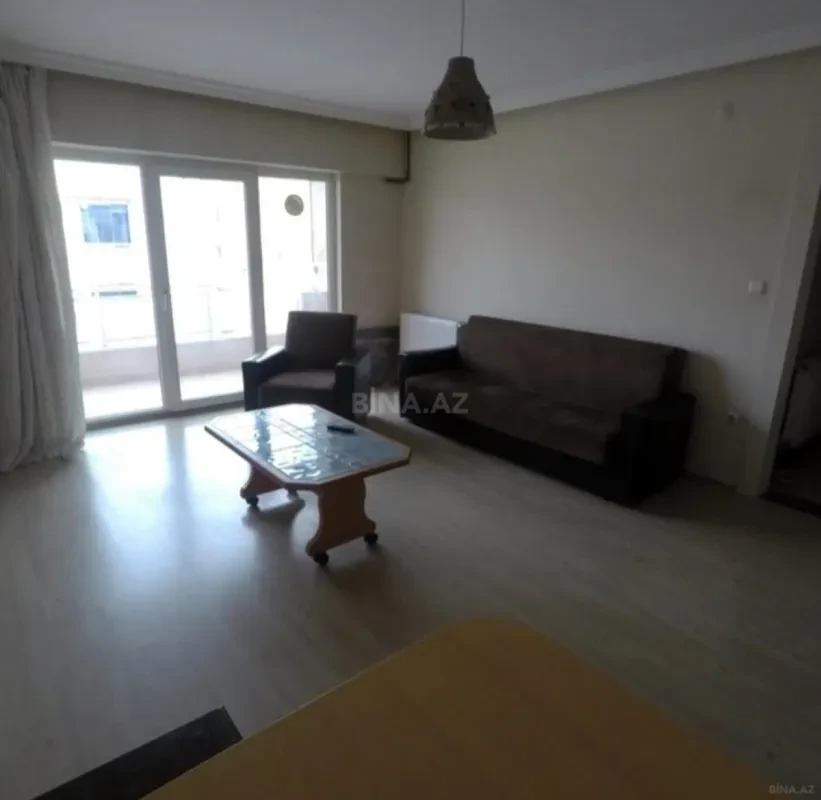 Kirayə verilir 2 otaqlı mənzil 58 m²